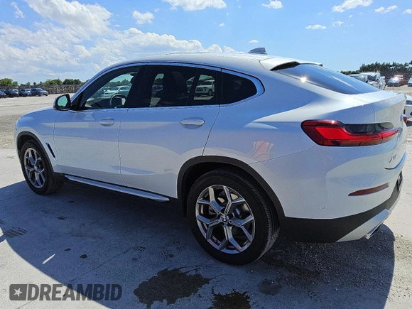 2024 BMW X4 xDrive30i z VIN 5UX33DT09R9W70709, wystawiony jako Copart lot #56997035 z przebiegiem 21 308 mil mil oraz Tytuł czysty. Historia ofert i sprzedaży dostępna na DreamBid. Obrazek 2.
