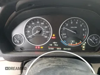 2016 BMW 3 Series 328i xDrive with VIN WBA8E3G58GNU03127, listed as a Copart auction lot 56256355 with 121,543 mi miles and Salvage title. Bid and sale history available at DreamBid. Image 9.