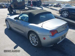2006 BMW Z4 3.0i with VIN 4USBU33556LW68934, listed as a IAAI auction lot 41472800 with 108,983 mi miles and . Bid and sale history available at DreamBid. Image 3.