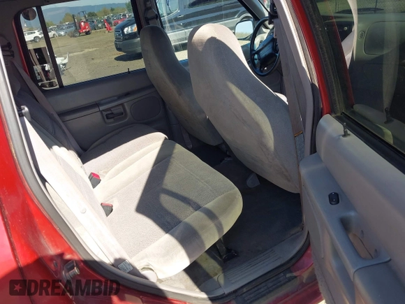 1999 Ford Explorer XL z VIN 1FMZU34X4XZA62751, wystawiony jako IAAI lot #42042089 z przebiegiem 173 290 mil mil oraz . Historia ofert i sprzedaży dostępna na DreamBid. Obrazek 8.