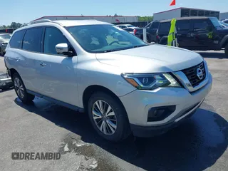 2019 Nissan Pathfinder Platinum with VIN 5N1DR2MM7KC612970, listed as a IAAI auction lot 41980950 with 101,377 mi miles and . Bid and sale history available at DreamBid. Image 1.