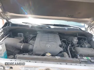 2016 Toyota Tundra SR z VIN 5TFRM5F1XGX099453, wystawiony jako IAAI lot #42492840 z przebiegiem 54 060 mil mil oraz . Historia ofert i sprzedaży dostępna na DreamBid. Obrazek 10.