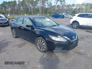 2016 Nissan Altima 2.5 S with VIN 1N4AL3AP1GC260253, listed as a IAAI auction lot 40789419 with 134,027 mi miles. Bid and sale history available at carsss.com. Image 1.