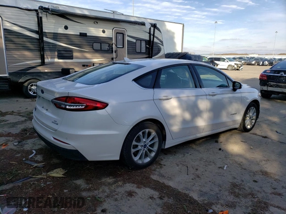 2019 Ford Fusion SE with VIN 3FA6P0LU8KR164934, listed as a Copart auction lot 43130343 with 135,678 mi miles and . Bid and sale history available at DreamBid. Image 3.