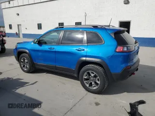 2019 Jeep Cherokee Trailhawk z VIN 1C4PJMBX5KD122328, wystawiony jako Copart lot #54066865 z przebiegiem 59 924 mil mil oraz Szkoda całkowita • Salvage title. Historia ofert i sprzedaży dostępna na DreamBid. Obrazek 2.