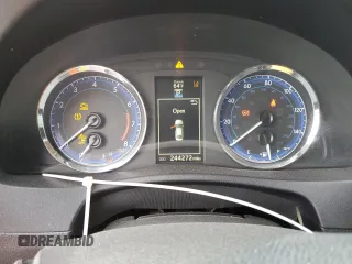 2019 Toyota Corolla L z VIN 2T1BURHE2KC130632, wystawiony jako Copart lot #53754325 z przebiegiem 244 272 mil mil oraz Szkoda całkowita • Salvage title. Historia ofert i sprzedaży dostępna na DreamBid. Obrazek 9.