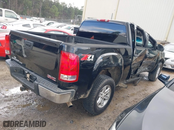 2008 GMC Sierra 1500 SLE1 with VIN 3GTEK13J18G296146, listed as a IAAI auction lot 41517905 with 215,081 mi miles. Bid and sale history available at carsss.com. Image 4.