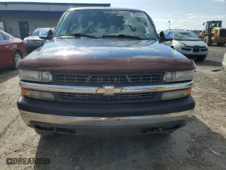 2000 Chevrolet Silverado 1500 LS with VIN 2GCEK19T4Y1399143, listed as a Copart auction lot 52806905 with 180,477 mi miles and Non Repairable. Bid and sale history available at carsss.com. Image 5.