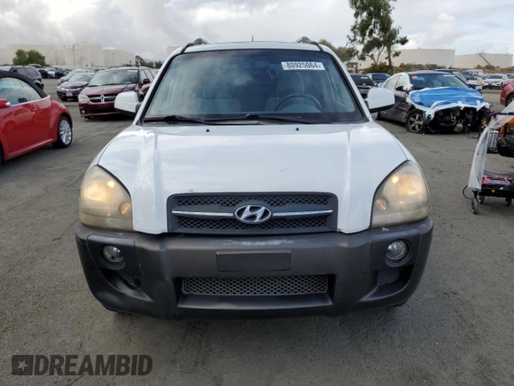2005 Hyundai Tucson GLS with VIN KM8JN12D15U068721, listed as a Copart auction lot 80925064 with 105,854 mi miles and Clean Title. Bid and sale history available at carsss.com. Image 5.