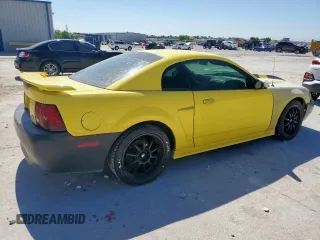 2001 Ford Mustang GT Deluxe z VIN 1FAFP42X21F261058, wystawiony jako Copart lot #56401025 z przebiegiem 248 215 mil mil oraz Szkoda całkowita • Salvage title. Historia ofert i sprzedaży dostępna na DreamBid. Obrazek 3.
