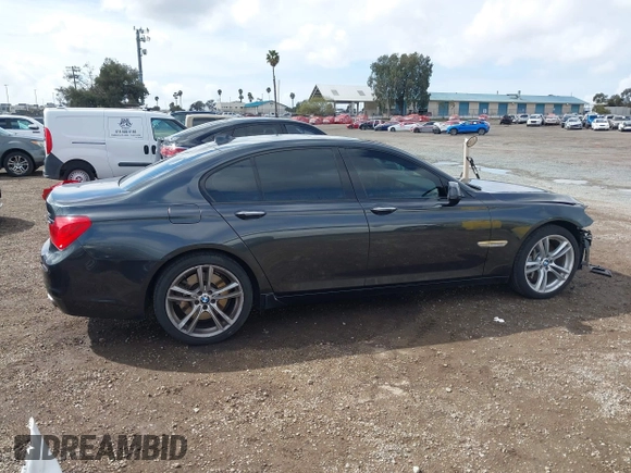 2011 BMW 7 Series 750i with VIN WBAKA8C50BCY36367, listed as a IAAI auction lot 41714313 with 109,707 mi miles. Bid and sale history available at carsss.com. Image 14.