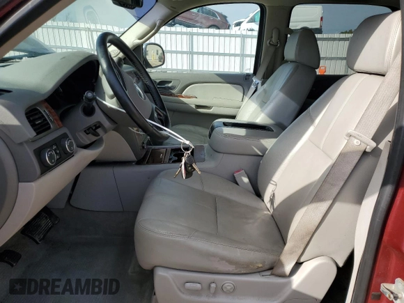 2008 Chevrolet Suburban LT w/2LT with VIN 3GNFK16308G110492, listed as a Copart auction lot 49443595 with 163,780 mi miles and Clean Title. Bid and sale history available at carsss.com. Image 7.