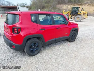 2017 Jeep Renegade Sport with VIN ZACCJAAB4HPF48038, listed as a IAAI auction lot 41803145 with 104,752 mi miles. Bid and sale history available at carsss.com. Image 4.