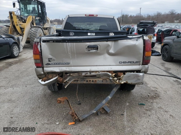 1999 Chevrolet Silverado 1500 LS with VIN 2GCEK19T7X1291064, listed as a Copart auction lot 45287715 with 215,822 mi miles and Non Repairable. Bid and sale history available at carsss.com. Image 6.