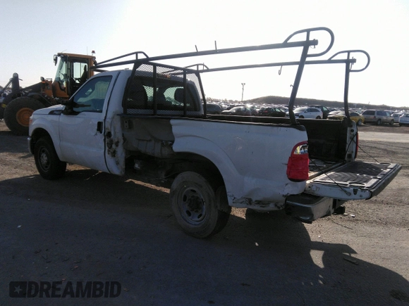 2014 Ford Super Duty F-250 SRW XL with VIN 1FTBF2A6XEEB79132, listed as a IAAI auction lot 39455654 with 180,128 mi miles. Bid and sale history available at carsss.com. Image 3.