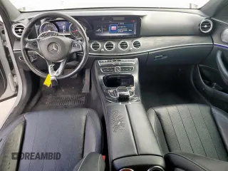 2017 Mercedes-Benz E 300 Luxury with VIN WDDZF4KB5HA255220, listed as a Copart auction lot 55328075 with 164,029 mi miles and Clean Title. Bid and sale history available at DreamBid. Image 8.