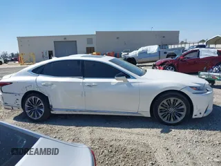 2018 Lexus LS with VIN JTHC51FF0J5001992, listed as a IAAI auction lot 41785989 with 53,957 mi miles. Bid and sale history available at carsss.com. Image 12.
