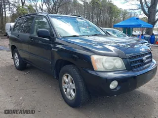2003 Toyota Highlander with VIN JTEHF21A330140984, listed as a IAAI auction lot 42060638 with 215,694 mi miles. Bid and sale history available at carsss.com. Image 1.