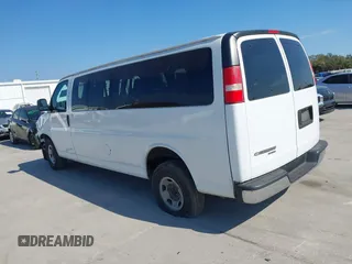 2013 Chevrolet Express Passenger LT с VIN 1GAZG1FG1D1192177, выставлен на аукционе IAAI как лот 41521801 с пробегом 100 323 миль миль и . История ставок и продаж доступна на DreamBid. Изображение 14.