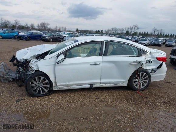 2015 Hyundai Sonata 2.4L Limited with VIN 5NPE34AF0FH154954, listed as a IAAI auction lot 41740057 with 1 mi miles. Bid and sale history available at carsss.com. Image 14.