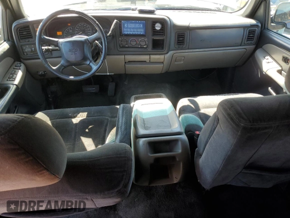 2002 Chevrolet Suburban LS with VIN 1GNEC16T22J302186, listed as a Copart auction lot 49346435 with 220,352 mi miles and Salvage Title. Bid and sale history available at carsss.com. Image 8.