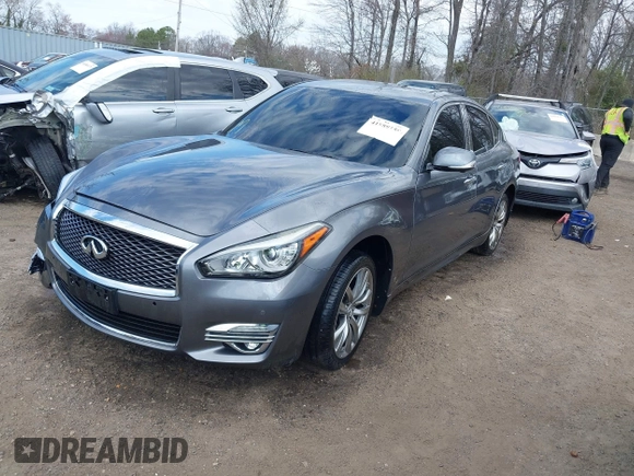 2016 Infiniti Q70 with VIN JN1BY1AR0GM270212, listed as a IAAI auction lot 41889159 with 108,760 mi miles. Bid and sale history available at carsss.com. Image 2.