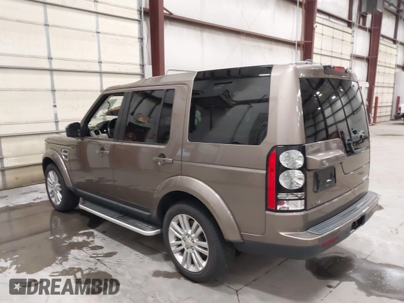 2015 Land Rover LR4 Lux with VIN SALAK2V66FA747024, listed as a IAAI auction lot 40163537 with 82,658 mi miles and . Bid and sale history available at DreamBid. Image 3.