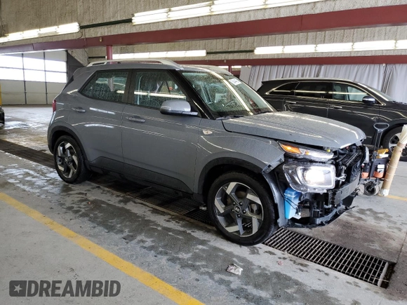 2022 Hyundai Venue SEL with VIN KMHRC8A30NU201379, listed as a Copart auction lot 59444425 with 18,506 mi miles and Salvage title. Bid and sale history available at DreamBid. Image 4.