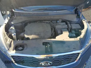2020 Kia Sorento LX V6 with VIN 5XYPG4A52LG618186, listed as a Copart auction lot 46316725 with 52,503 mi miles and Salvage Title. Bid and sale history available at carsss.com. Image 12.