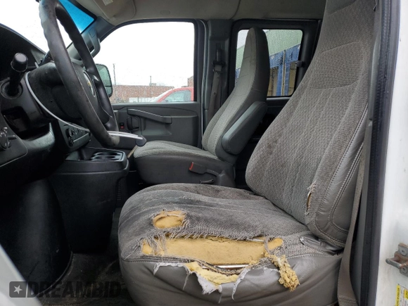 2016 Chevrolet Express Passenger LT with VIN 1GAZGPFF9G1311706, listed as a Copart auction lot 84155094 with 312,498 mi miles and Clean title. Bid and sale history available at DreamBid. Image 7.