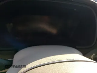 2018 Volvo V90 z VIN YV4A22NL0J1030024, wystawiony jako Copart lot #69565273 z przebiegiem Nie podano mil oraz . Historia ofert i sprzedaży dostępna na DreamBid. Obrazek 9.