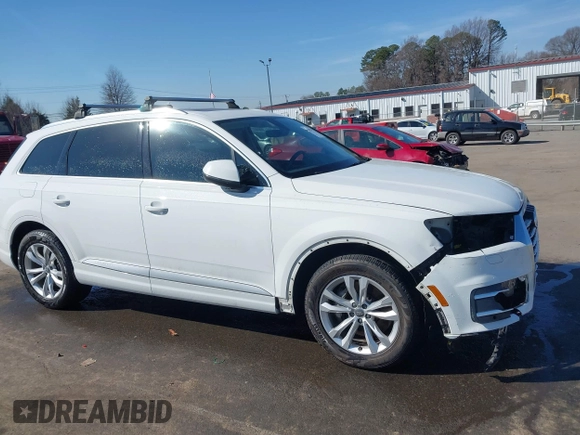2017 Audi Q7 Premium Plus with VIN WA1LHAF71HD049724, listed as a IAAI auction lot 41405955 with 117,741 mi miles and . Bid and sale history available at DreamBid. Image 13.