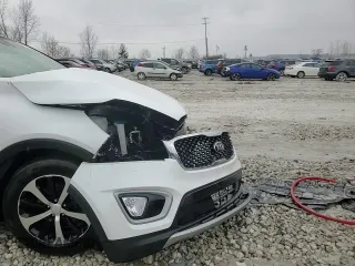 2018 Kia Sorento EX with VIN 5XYPHDA55JG395331, listed as a Copart auction lot 46834535 with 37,576 mi miles and Clean Title. Bid and sale history available at carsss.com. Image 14.