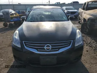 2011 Nissan Altima S with VIN 1N4AL2AP4BN457506, listed as a Copart auction lot 61591715 with 121,701 mi miles and Clean title. Bid and sale history available at DreamBid. Image 5.