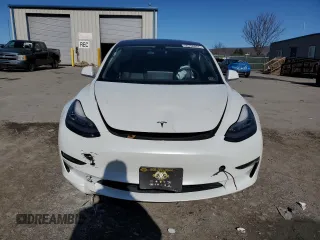 2020 Tesla Model 3 Long Range z VIN 5YJ3E1EB0LF628130, wystawiony jako Copart lot #50706955 z przebiegiem 67 384 mil mil oraz Szkoda całkowita • Salvage title. Historia ofert i sprzedaży dostępna na DreamBid. Obrazek 5.