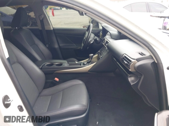 2019 Lexus IS with VIN JTHBA1D25K5093447, listed as a IAAI auction lot 41776912 with 61,761 mi miles. Bid and sale history available at carsss.com. Image 5.