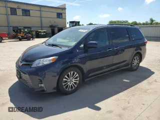 2018 Toyota Sienna XLE Auto Access Seat with VIN 5TDYZ3DC5JS962825, listed as a Copart auction lot 56076075 with 113,995 mi miles and Salvage title. Bid and sale history available at DreamBid. Image 1.