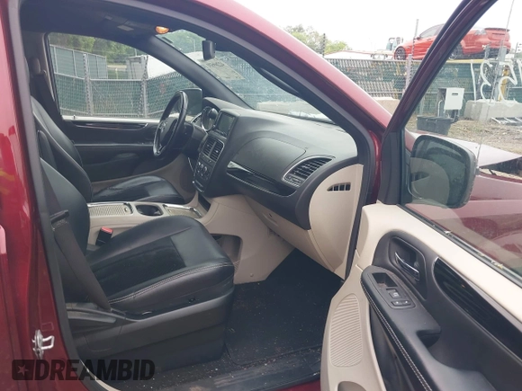 2018 Dodge Grand Caravan SXT z VIN 2C4RDGCG5JR305191, wystawiony jako IAAI lot #42269531 z przebiegiem 116 098 mil mil oraz . Historia ofert i sprzedaży dostępna na DreamBid. Obrazek 5.