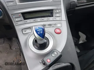 2015 Toyota Prius Four z VIN JTDKN3DU6F1977249, wystawiony jako IAAI lot #42490112 z przebiegiem 173 479 mil mil oraz . Historia ofert i sprzedaży dostępna na DreamBid. Obrazek 11.