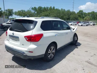 2017 Nissan Pathfinder SL with VIN 5N1DR2MN8HC652928, listed as a IAAI auction lot 42627483 with 169,108 mi miles and . Bid and sale history available at DreamBid. Image 4.