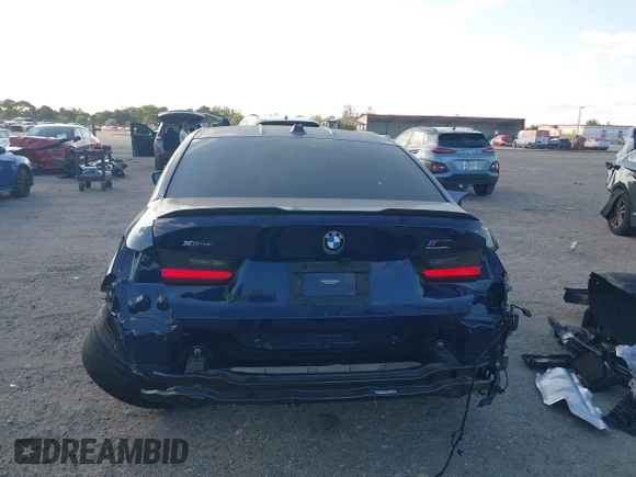 2023 BMW M3 Competition xDrive z VIN WBS43AY07PFP49042, wystawiony jako IAAI lot #41515546 z przebiegiem 10 406 mil mil oraz . Historia ofert i sprzedaży dostępna na DreamBid. Obrazek 17.
