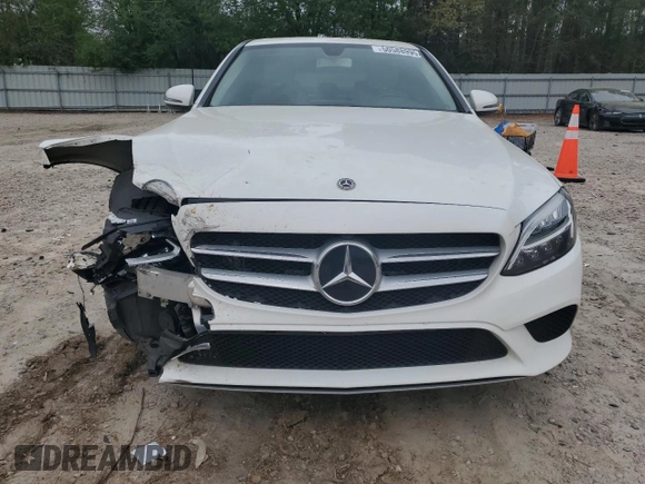 2019 Mercedes-Benz C 300 with VIN 55SWF8DB4KU294587, listed as a Copart auction lot 50588995 with 72,578 mi miles and Salvage title. Bid and sale history available at DreamBid. Image 5.