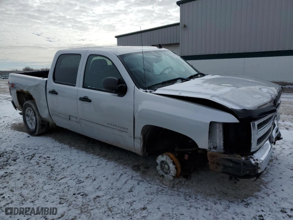 2010 Chevrolet Silverado 1500 LT with VIN 3GCRKSE37AG282019, listed as a Copart auction lot 46922855 with 148,560 mi miles and Salvage Title. Bid and sale history available at carsss.com. Image 4.