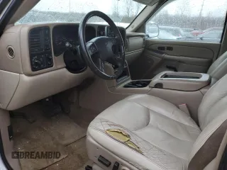 2004 Chevrolet Suburban Z71 with VIN 3GNFK16Z44G263830, listed as a Copart auction lot 80854723 with Not provided miles and Non repairable. Bid and sale history available at DreamBid. Image 7.