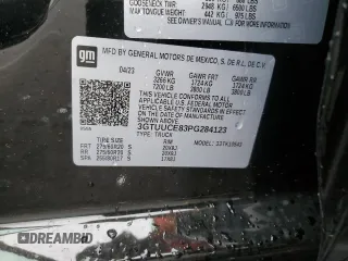 2023 GMC Sierra 1500 Elevation z VIN 3GTUUCE83PG284123, wystawiony jako Copart lot #70041334 z przebiegiem 5 601 mil mil oraz Szkoda całkowita • Salvage title. Historia ofert i sprzedaży dostępna na DreamBid. Obrazek 12.