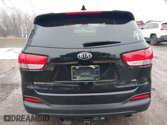 2018 Kia Sorento LX V6 with VIN 5XYPGDA5XJG419416, listed as a IAAI auction lot 41650650 with 95,897 mi miles. Bid and sale history available at carsss.com. Image 16.