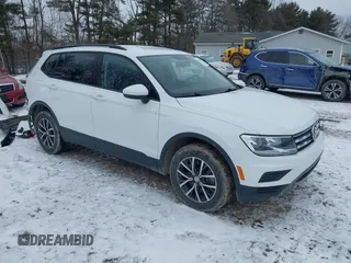 2021 Volkswagen Tiguan S with VIN 3VV0B7AX0MM092097, listed as a IAAI auction lot 41612128 with 49,525 mi miles. Bid and sale history available at carsss.com. Image 1.