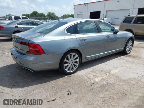2018 Volvo S90 Inscription с VIN LVY992ML9JP008239, выставлен на аукционе IAAI как лот 42452758 с пробегом Не указан миль и . История ставок и продаж доступна на DreamBid. Изображение 4.