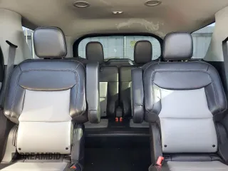 2022 Ford Explorer XLT z VIN 1FMSK7DH9NGB10471, wystawiony jako Copart lot #53174495 z przebiegiem 62 667 mil mil oraz Szkoda całkowita • Salvage title. Historia ofert i sprzedaży dostępna na DreamBid. Obrazek 10.