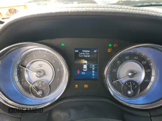 2014 Chrysler 300 S with VIN 2C3CCABG3EH103232, listed as a Copart auction lot 51440235 with 78,093 mi miles and Salvage Title. Bid and sale history available at DreamBid. Image 9.